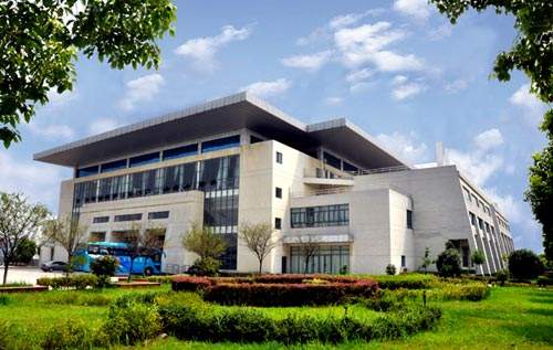 江西省的2所 潛力股 大學,專業好分數低,畢業生備受企業關注